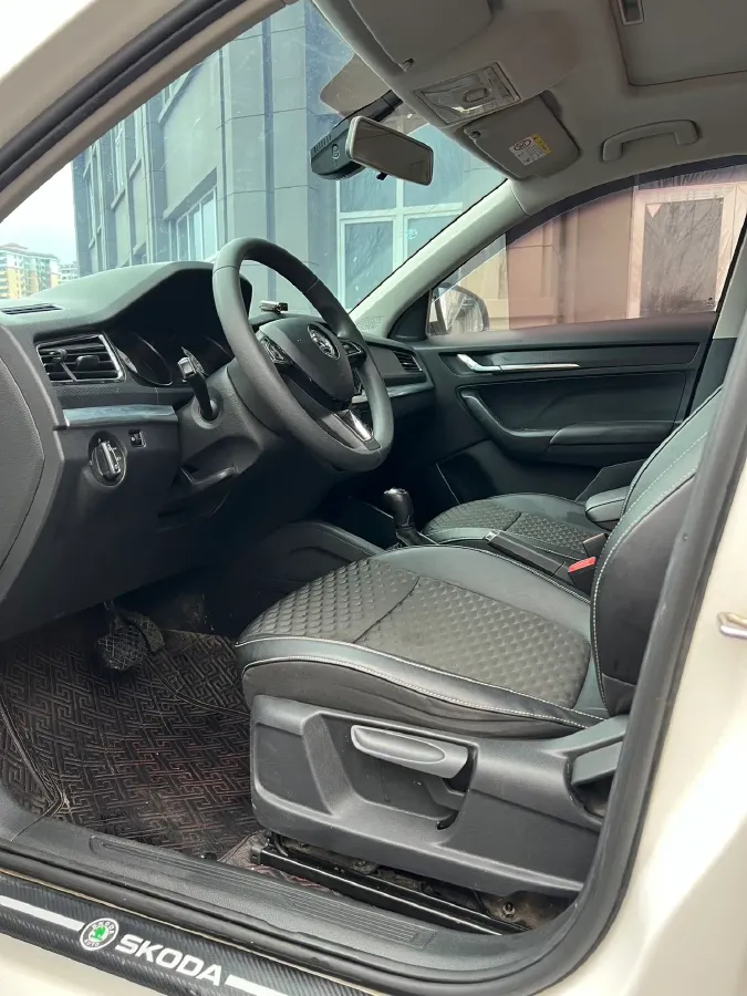 2018 Skoda Kamiq 1.5L 110HP L4 6AT,autocango,china used car exporter,china ev exporter,chinese used car exporter,chinese used ev exporter