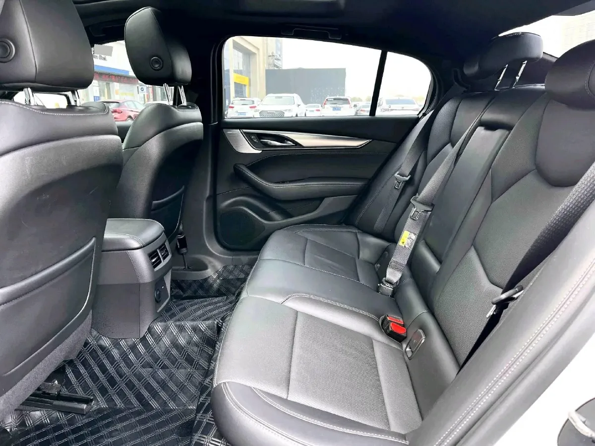 2022 Cadillac CT5 2.0T 237HP L4 10AT,autocango,china used car exporter,china ev exporter,chinese used car exporter,chinese used ev exporter