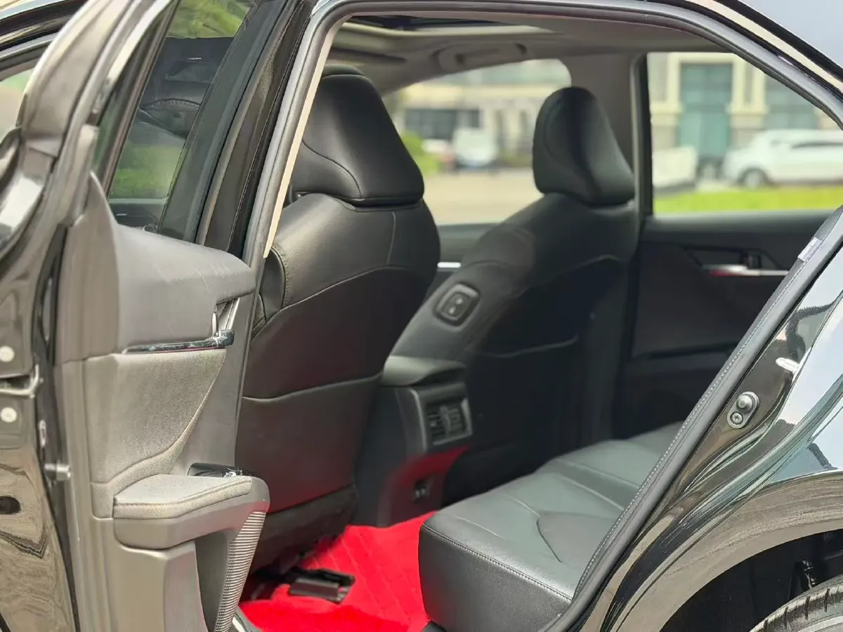 2019 Toyota Camry 2.0L 178HP L4 CVT,autocango,china used car exporter,china ev exporter,chinese used car exporter,chinese used ev exporter