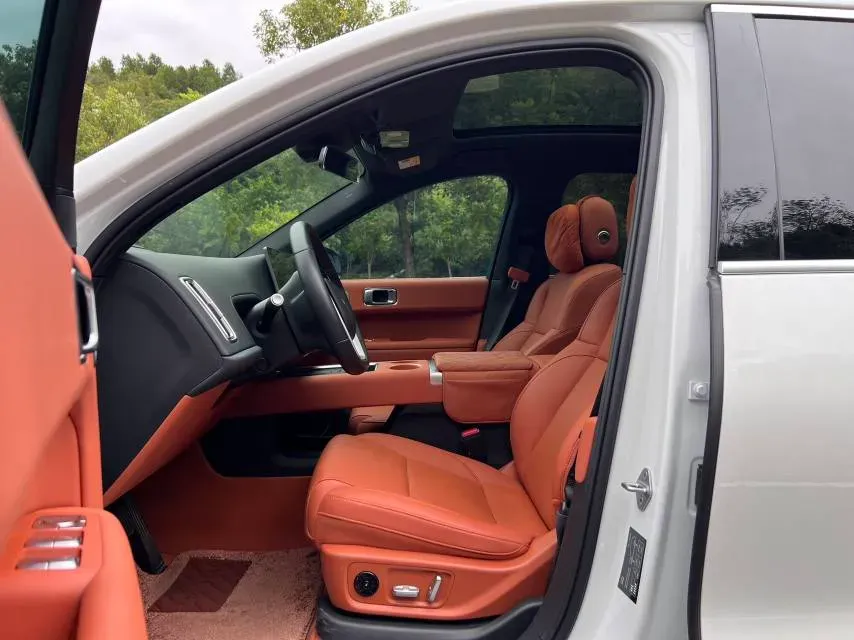 2024 Li L6 Range Extended 154HP L4 REEV 36.8KWH,autocango,china used car exporter,china ev exporter,chinese used car exporter,chinese used ev exporter