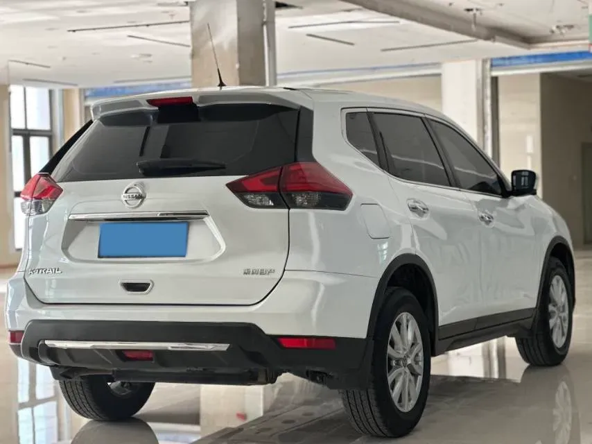 2020 Nissan X-Trail 2.0L 154HP L4 CVT,autocango,china used car exporter,china ev exporter,chinese used car exporter,chinese used ev exporter