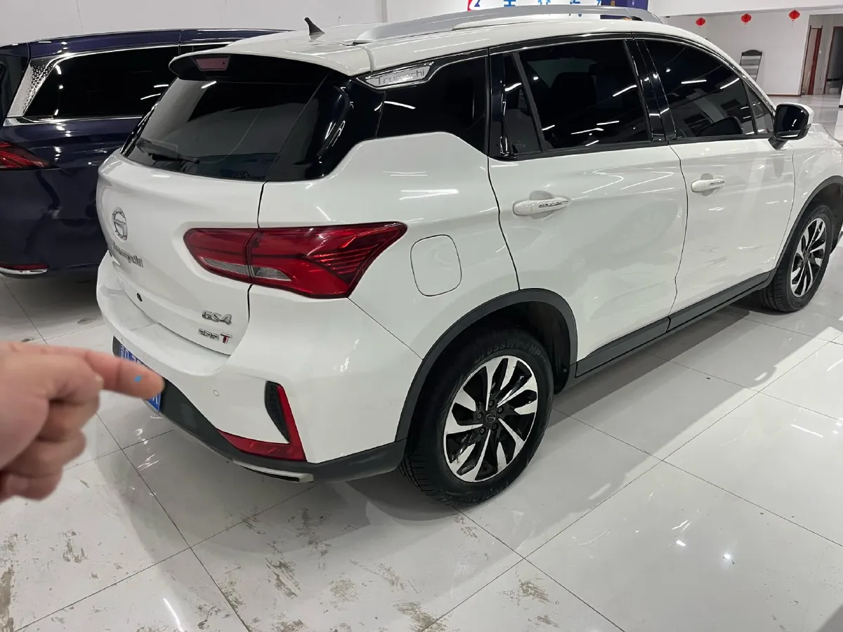 2018 GAC Trumpchi GS4 1.5T 152HP L4 6MT,autocango,china used car exporter,china ev exporter,chinese used car exporter,chinese used ev exporter
