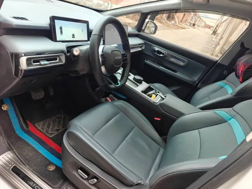 2024 Leapmotor C11 1.5L 95HP L4 REEV 43.74KWH,autocango,china used car exporter,china ev exporter,chinese used car exporter,chinese used ev exporter