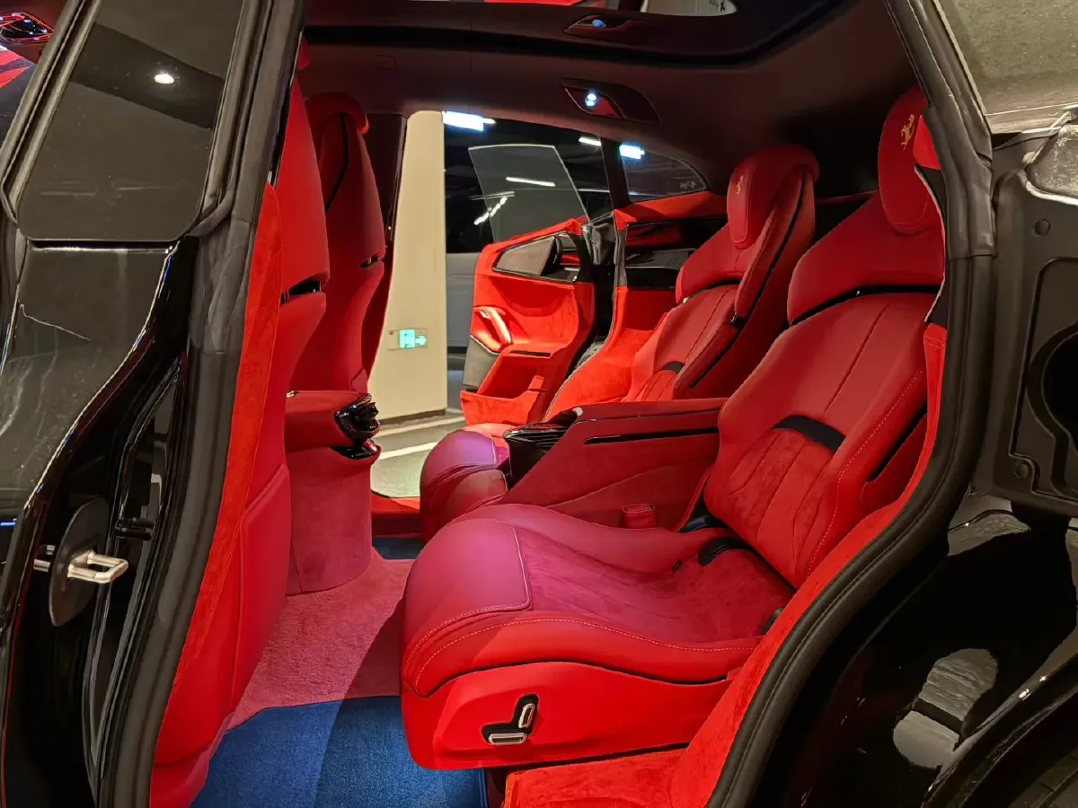 2023 Ferrari Purosangue 6.5L 725HP V12 8DCT,autocango,china used car exporter,china ev exporter,chinese used car exporter,chinese used ev exporter