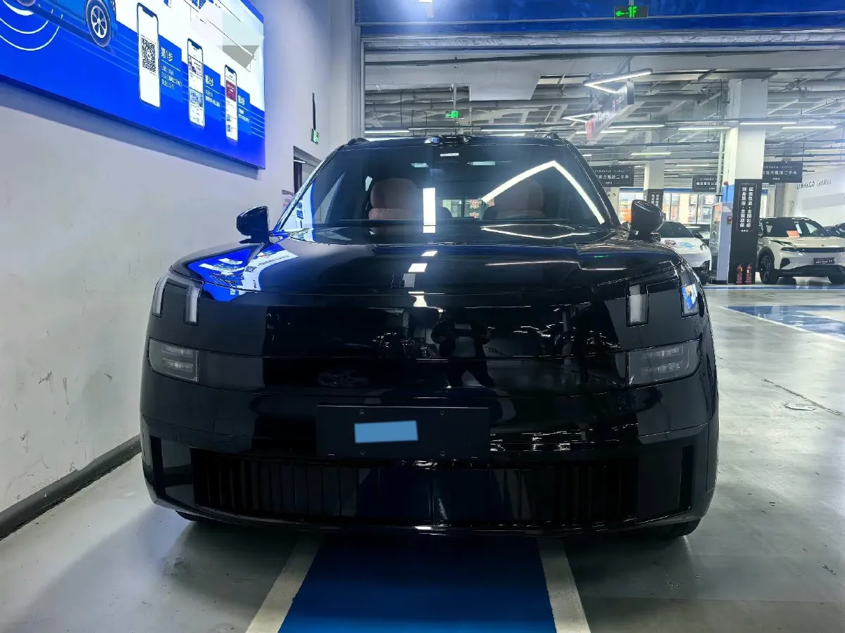 2025 LYNK&CO 900 2.0T 254HP L4 3DHT PHEV,autocango,china used car exporter,china ev exporter,chinese used car exporter,chinese used ev exporter