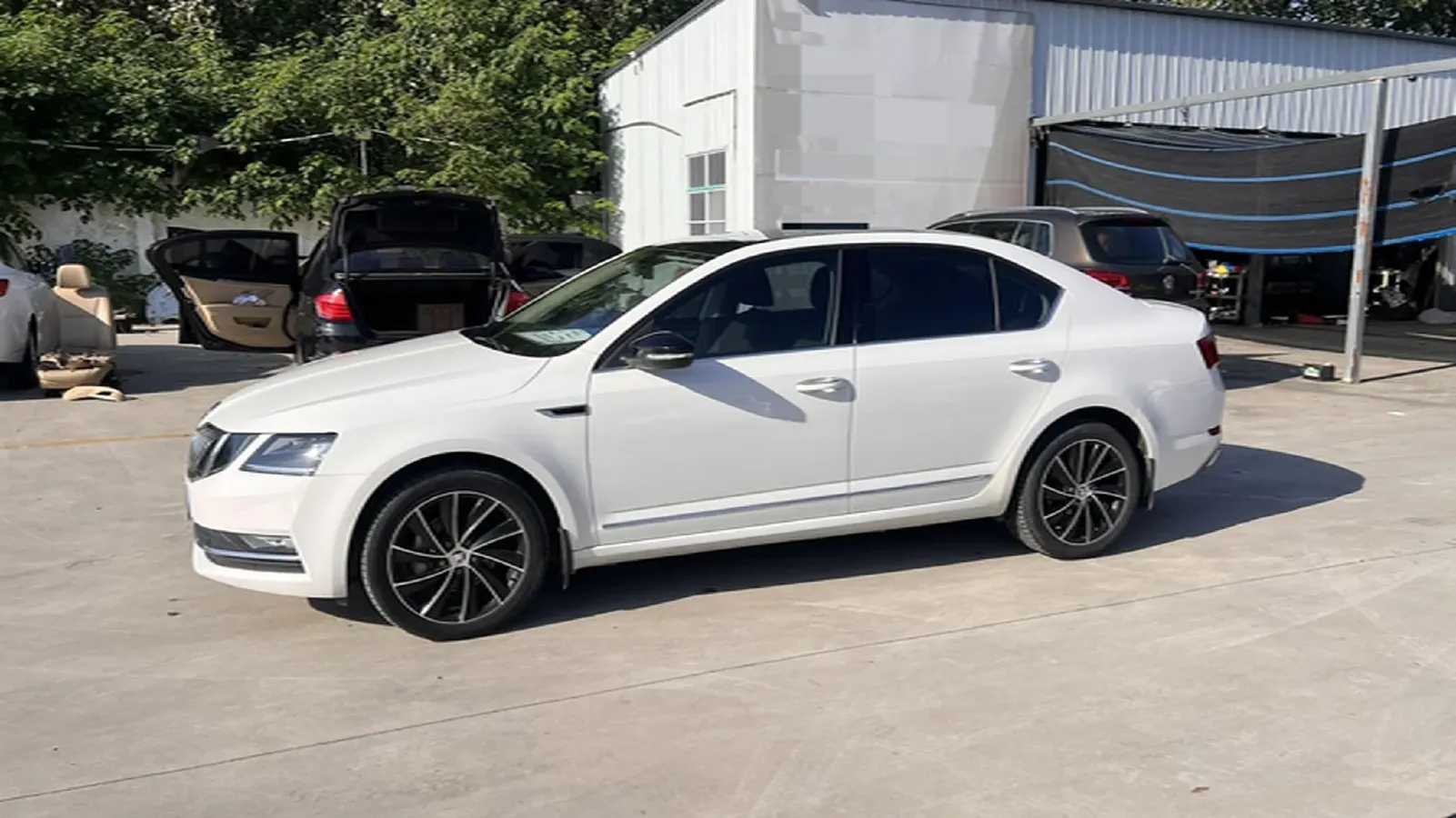 2019 Skoda Octavia 1.4T 150HP L4 7DCT,autocango,china used car exporter,china ev exporter,chinese used car exporter,chinese used ev exporter