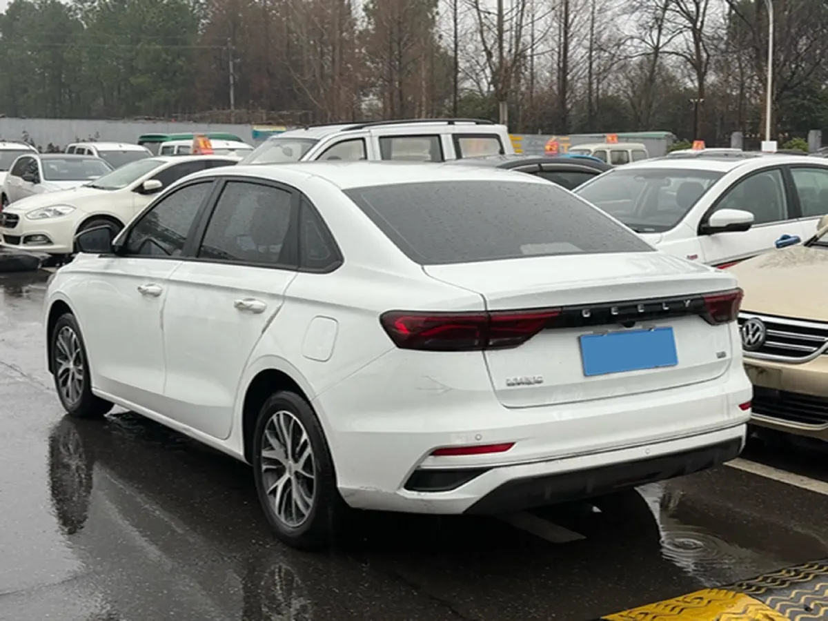 2025 Geely Emgrand 1.5L 127HP L4 CVT,autocango,china used car exporter,china ev exporter,chinese used car exporter,chinese used ev exporter