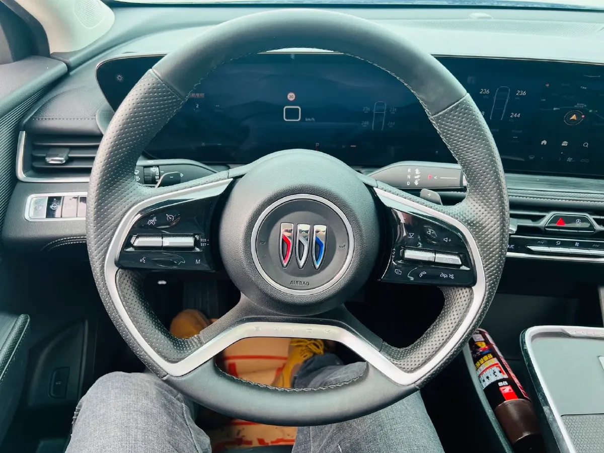 2023 Buick Larcosse 2.0T 237HP L4 9AT,autocango,china used car exporter,china ev exporter,chinese used car exporter,chinese used ev exporter