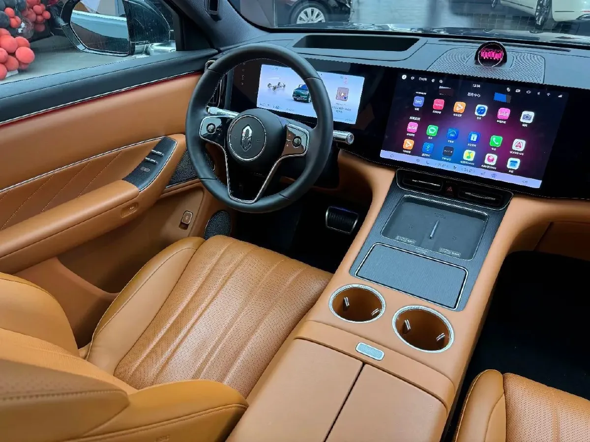 2025 AITO AITO M8 REEV 160HP REEV 53.4KWH,autocango,china used car exporter,china ev exporter,chinese used car exporter,chinese used ev exporter