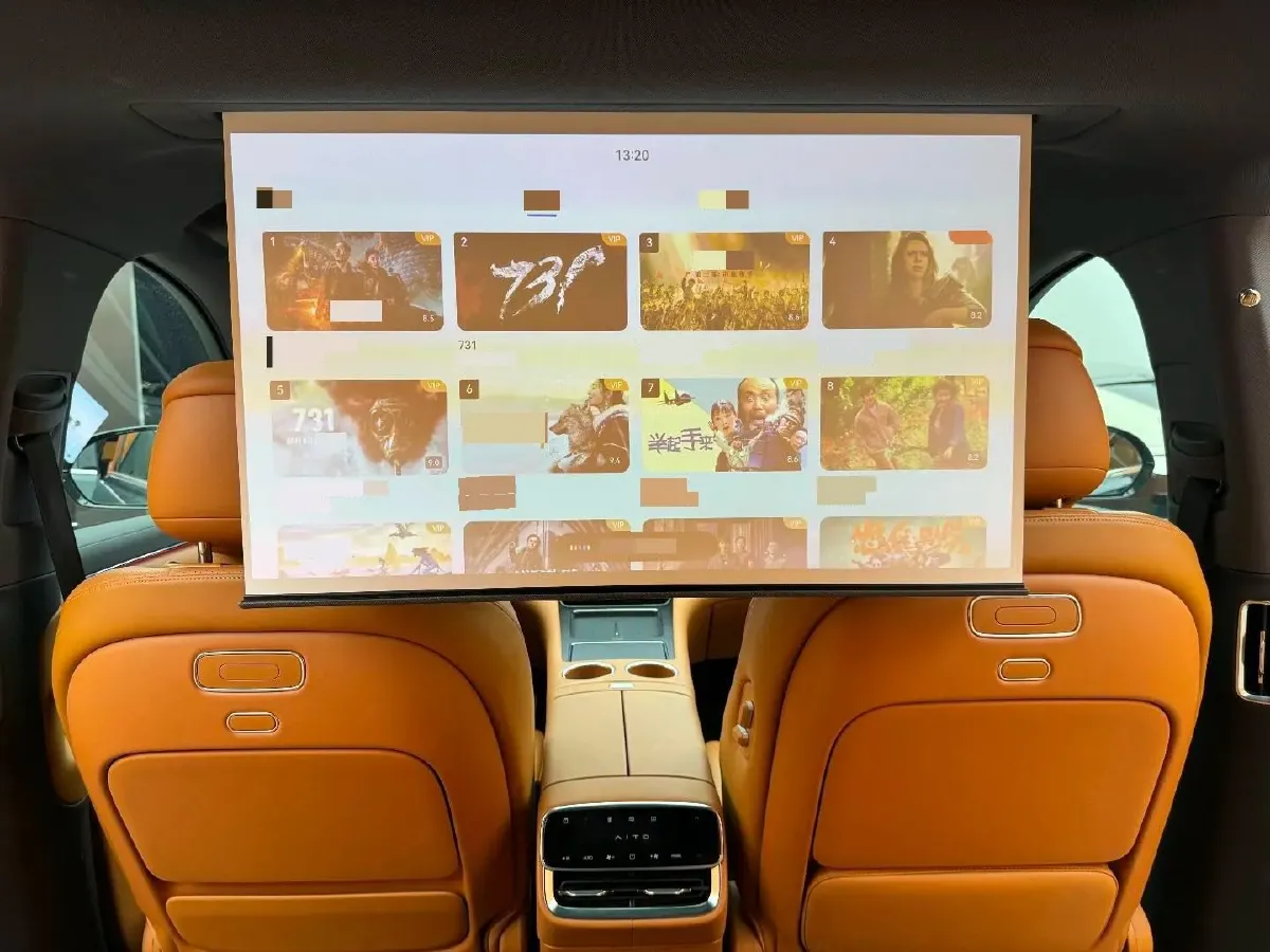 2025 AITO AITO M8 REEV 160HP REEV 53.4KWH,autocango,china used car exporter,china ev exporter,chinese used car exporter,chinese used ev exporter