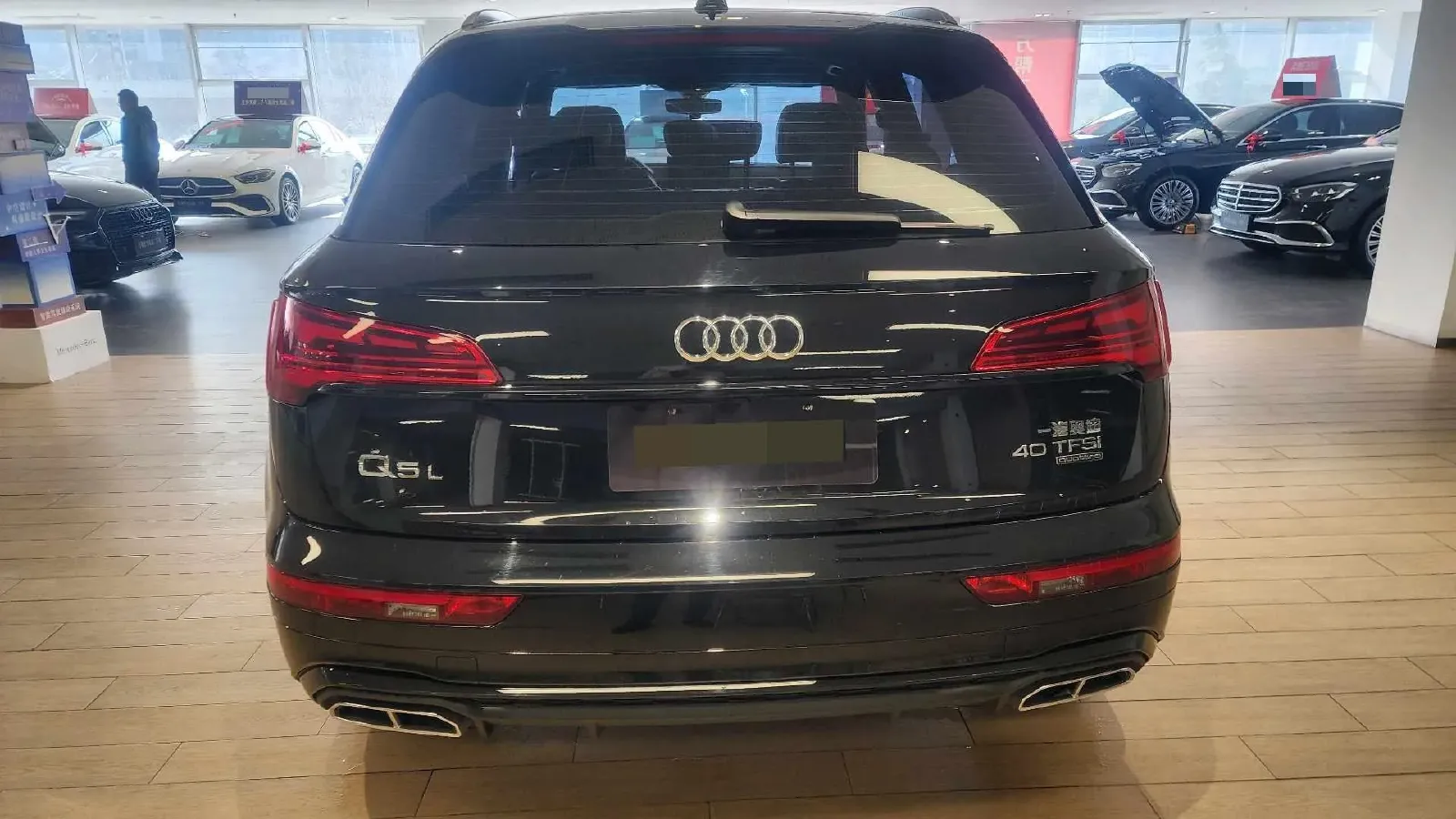 2024 Audi Q5L 2.0T 245HP L4 7DCT,autocango,china used car exporter,china ev exporter,chinese used car exporter,chinese used ev exporter