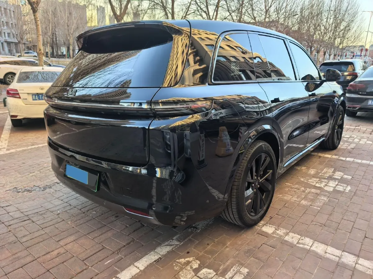 2023 Li L8 Range Extended 154HP REEV 40.9KWH,autocango,china used car exporter,china ev exporter,chinese used car exporter,chinese used ev exporter