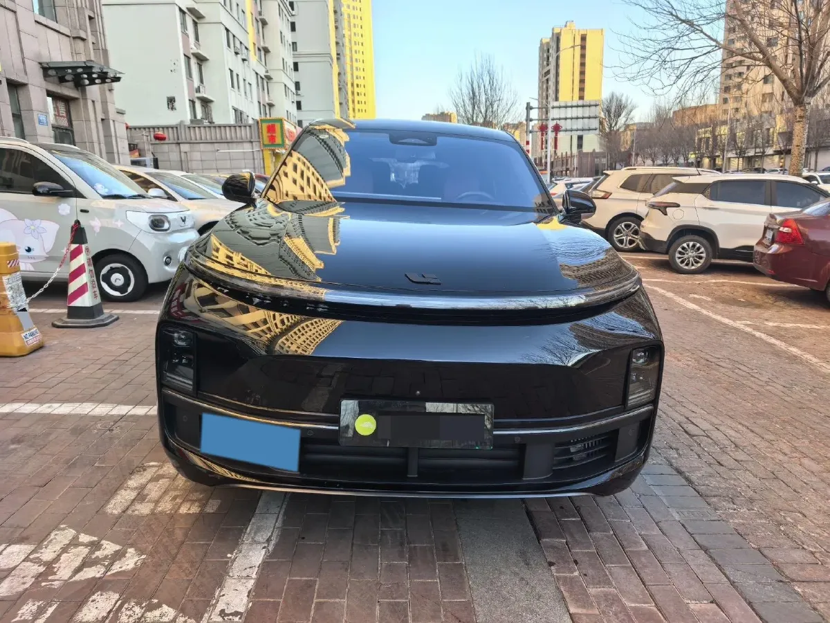 2023 Li L8 Range Extended 154HP REEV 40.9KWH,autocango,china used car exporter,china ev exporter,chinese used car exporter,chinese used ev exporter