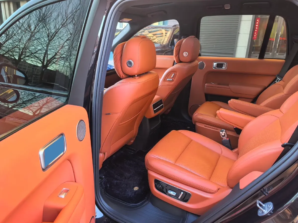 2023 Li L8 Range Extended 154HP REEV 40.9KWH,autocango,china used car exporter,china ev exporter,chinese used car exporter,chinese used ev exporter