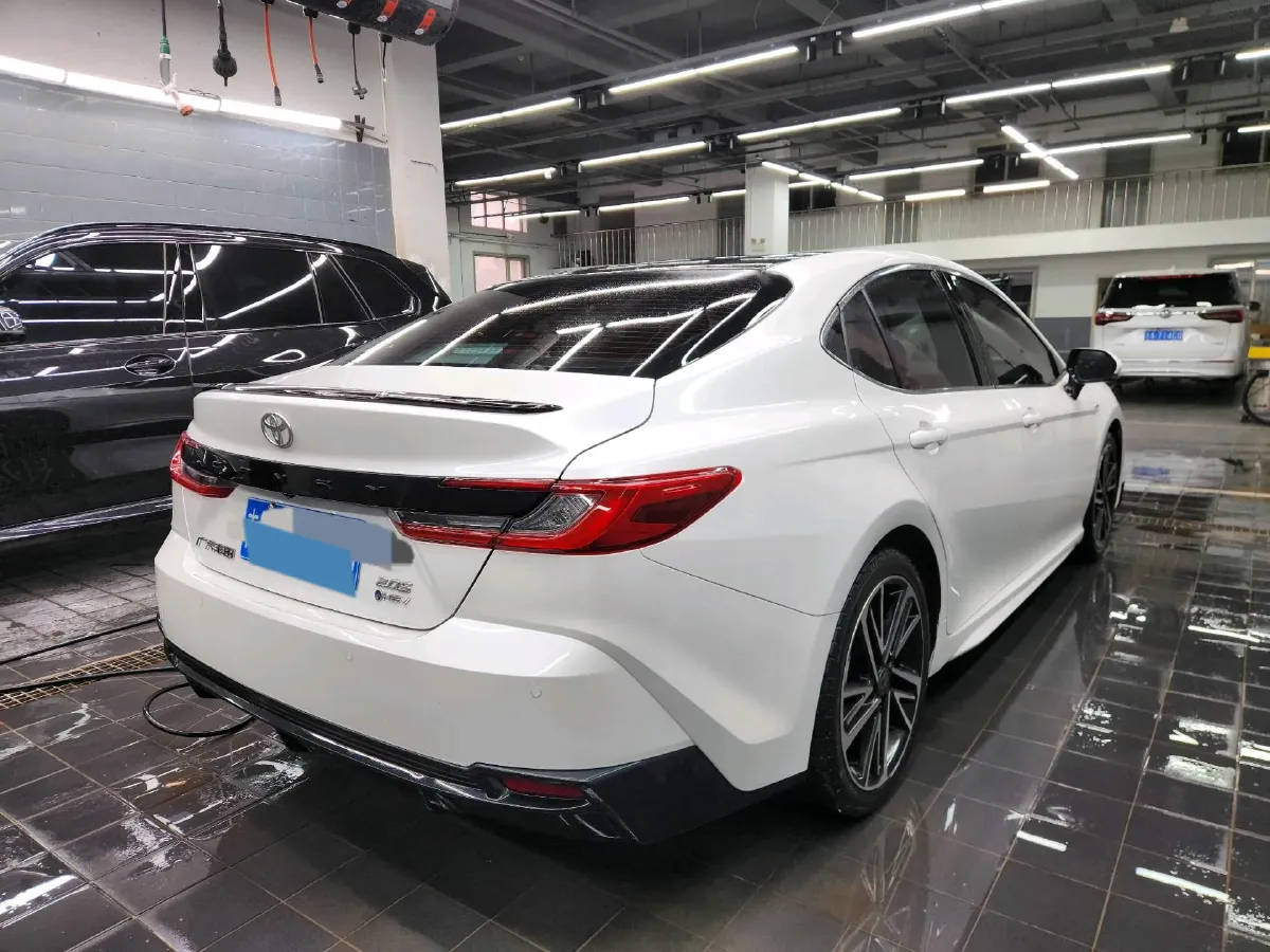 2024 Toyota Camry 2.0L 152HP L4 E-CVT Hybrid,autocango,china used car exporter,china ev exporter,chinese used car exporter,chinese used ev exporter