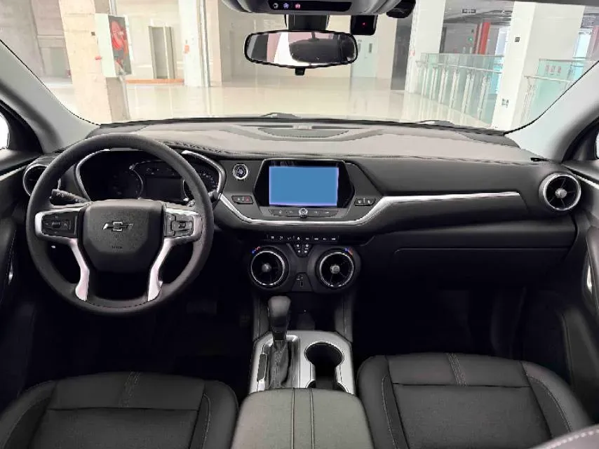 2020 Chevrolet Blazer 2.0T 237HP L4 9AT,autocango,china used car exporter,china ev exporter,chinese used car exporter,chinese used ev exporter