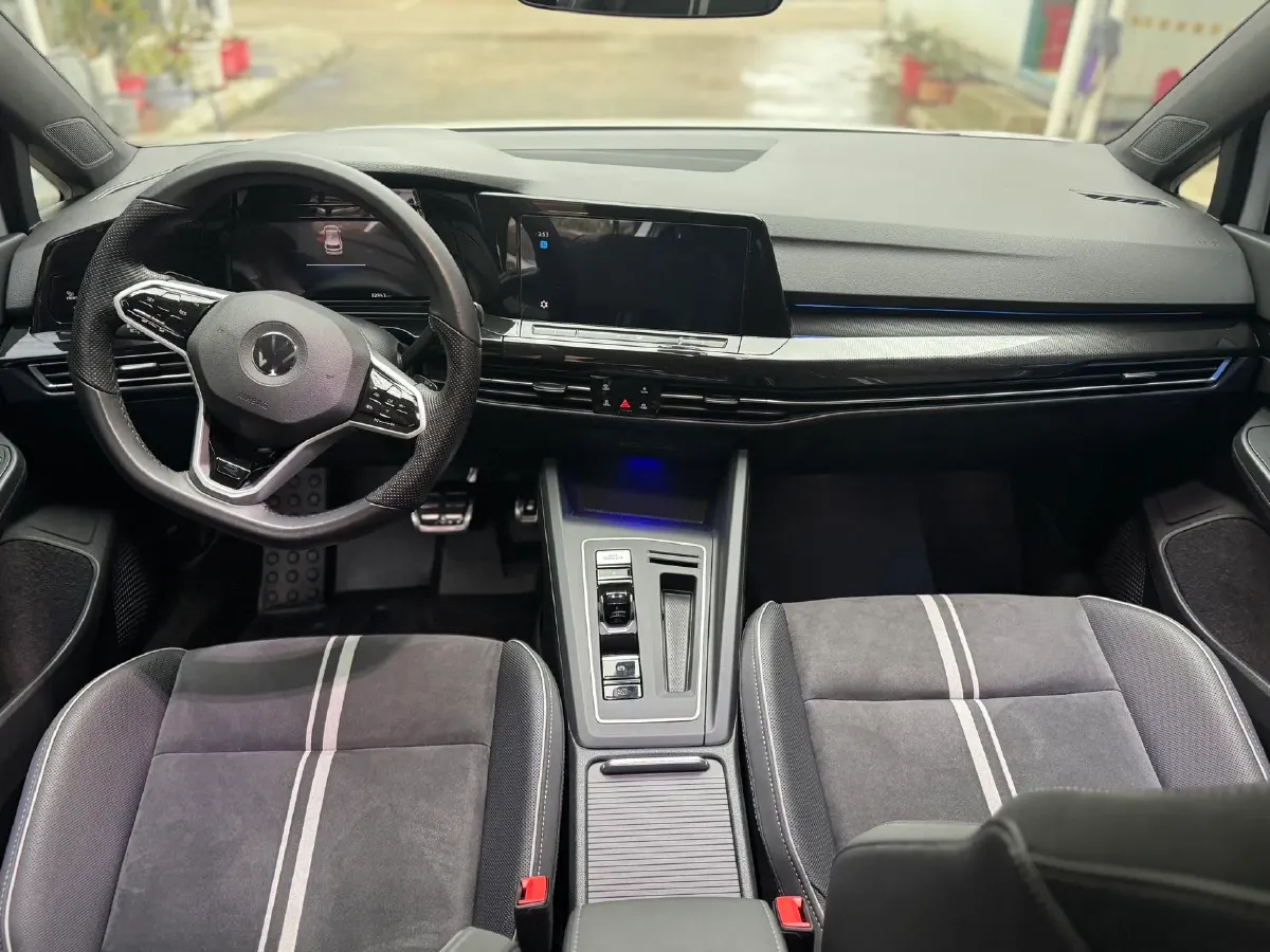 2023 Volkswagen Golf 1.4T 150HP L4 7DCT,autocango,china used car exporter,china ev exporter,chinese used car exporter,chinese used ev exporter