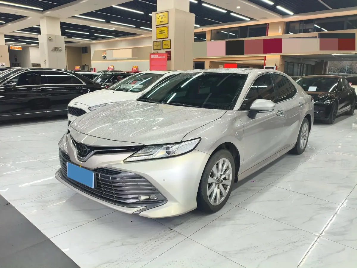 2019 Toyota Camry 2.0L 178HP L4 CVT,autocango,china used car exporter,china ev exporter,chinese used car exporter,chinese used ev exporter
