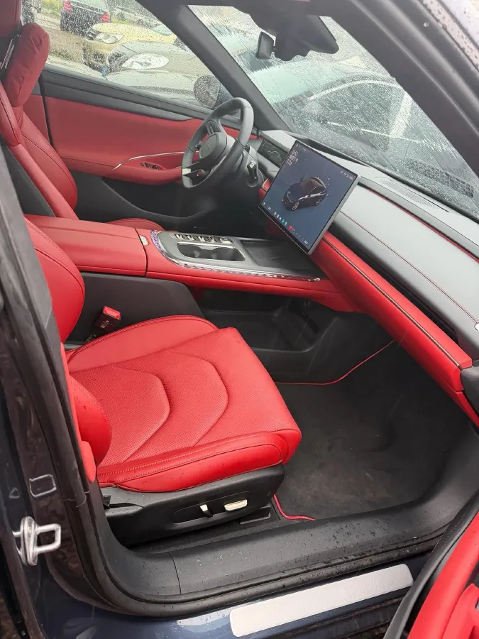 2024 MI SU7 BEV 101KWH,autocango,china used car exporter,china ev exporter,chinese used car exporter,chinese used ev exporter