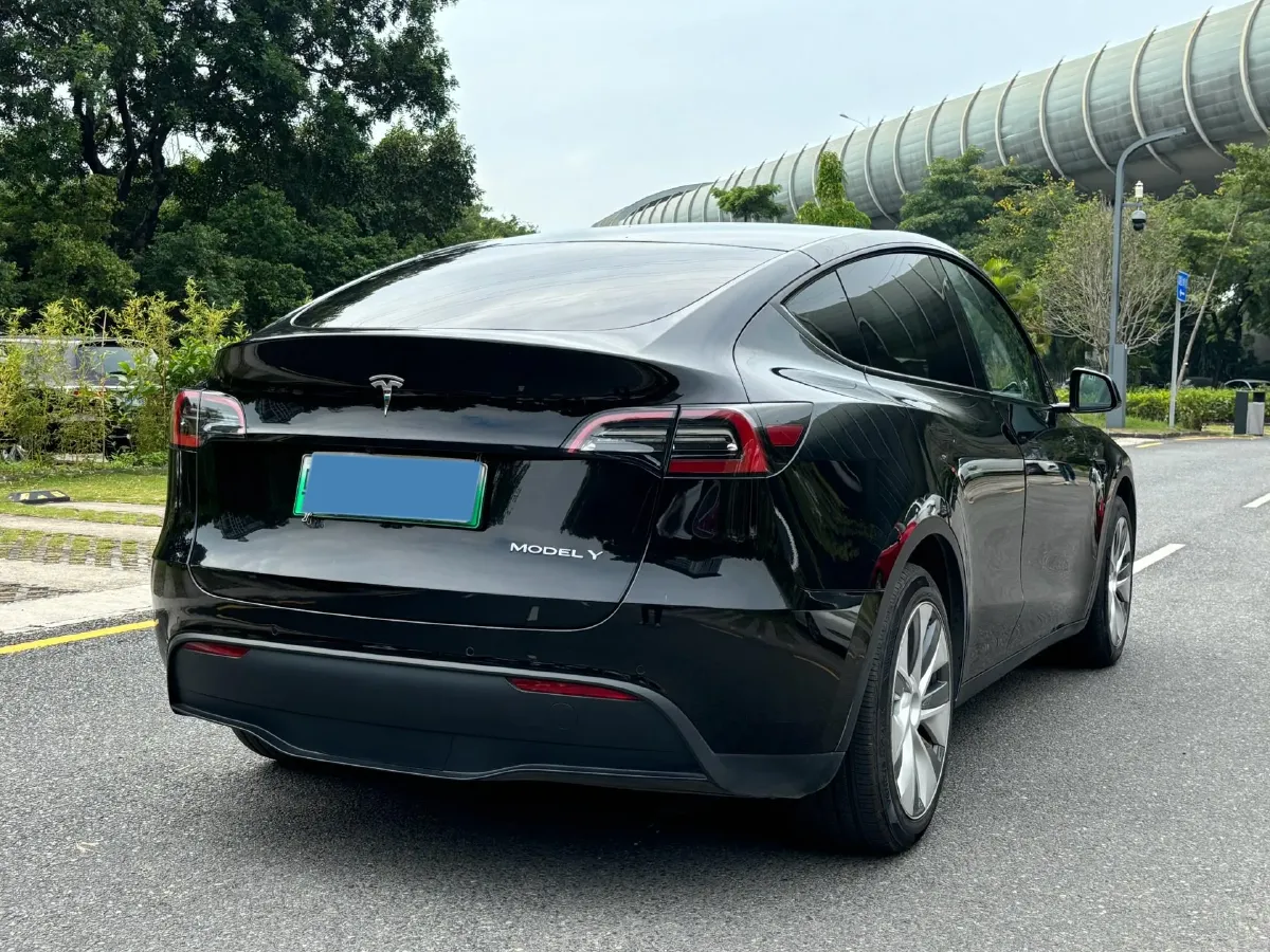 2022 Tesla Model Y BEV 60KWH,autocango,china used car exporter,china ev exporter,chinese used car exporter,chinese used ev exporter