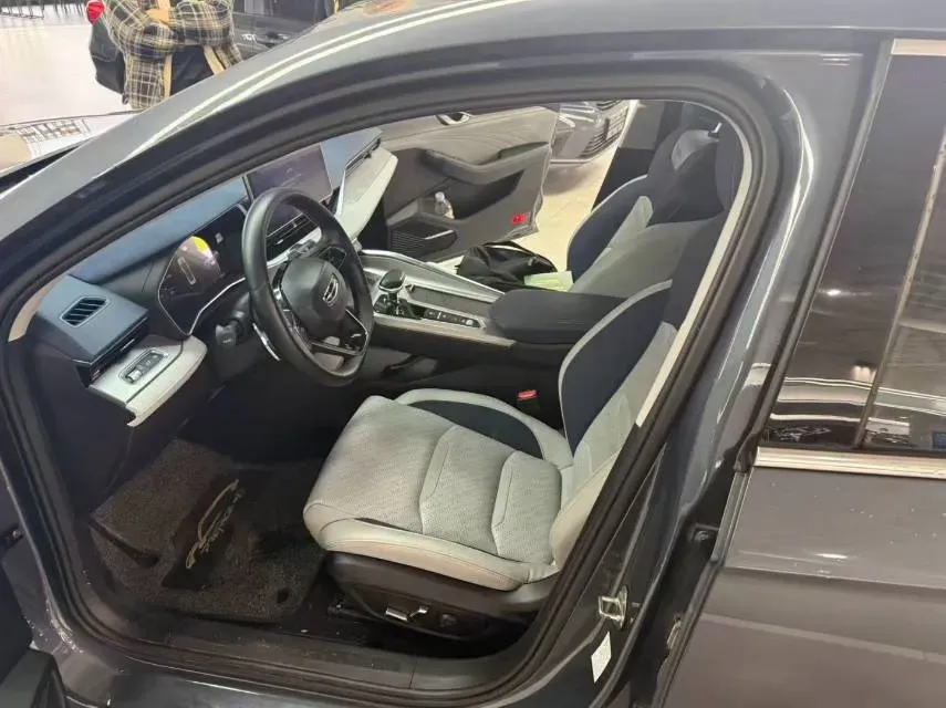 2021 Geely Preface 2.0T 190HP L4 7DCT,autocango,china used car exporter,china ev exporter,chinese used car exporter,chinese used ev exporter