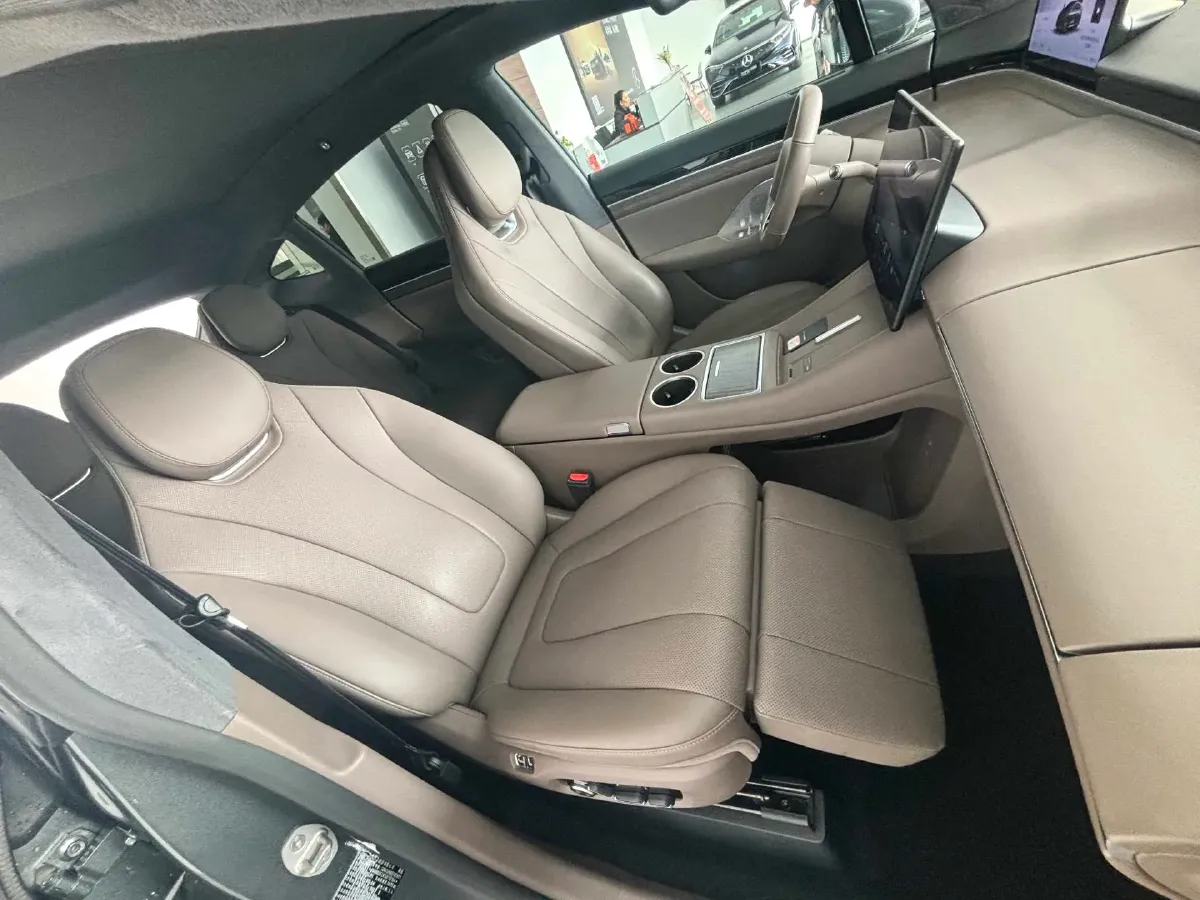 2025 Luxeed R7 REEV 156HP REEV 37KWH,autocango,china used car exporter,china ev exporter,chinese used car exporter,chinese used ev exporter