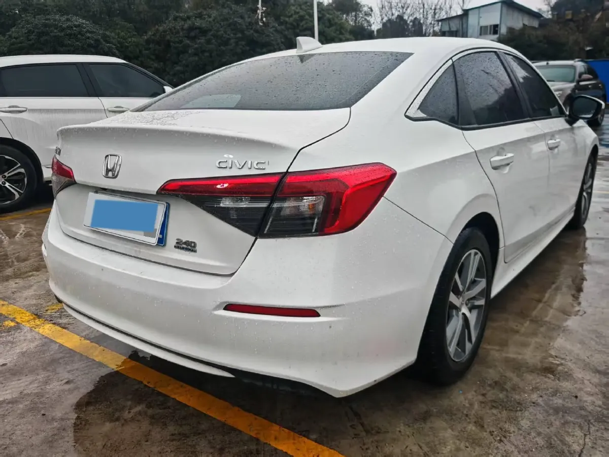 2023 Honda Civic 1.5T 182HP L4 CVT,autocango,china used car exporter,china ev exporter,chinese used car exporter,chinese used ev exporter