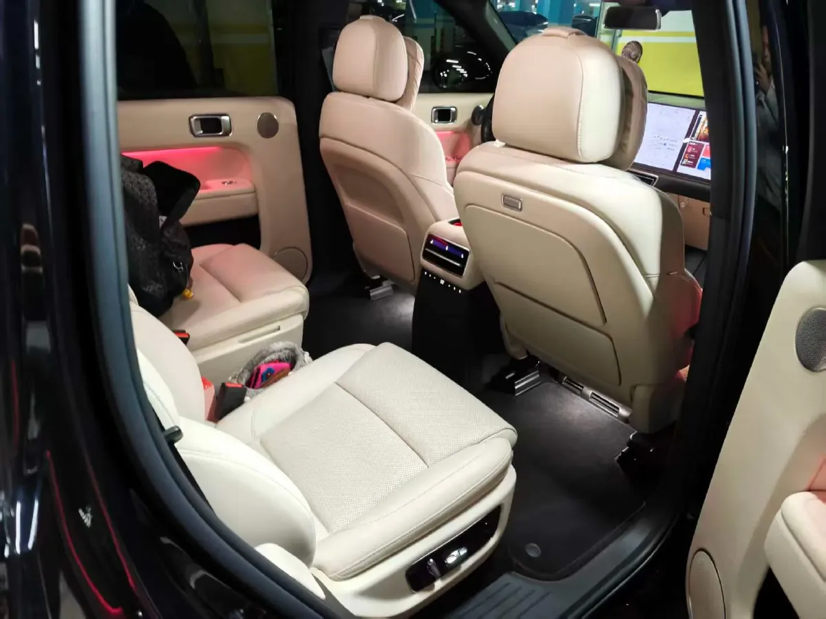 2023 Li L9 Range Extended 154HP REEV 42.6KWH,autocango,china used car exporter,china ev exporter,chinese used car exporter,chinese used ev exporter