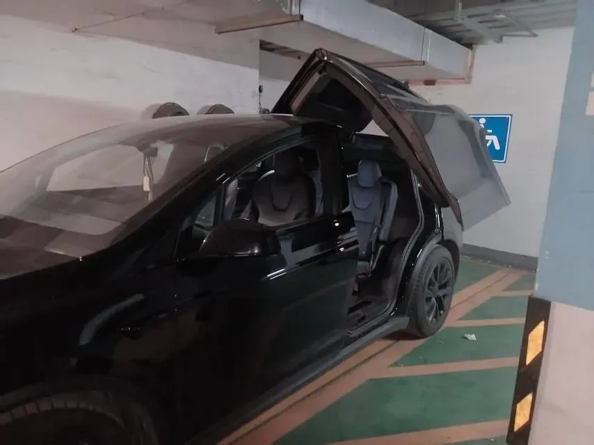 2023 Tesla Model X BEV 100KWH,autocango,china used car exporter,china ev exporter,chinese used car exporter,chinese used ev exporter