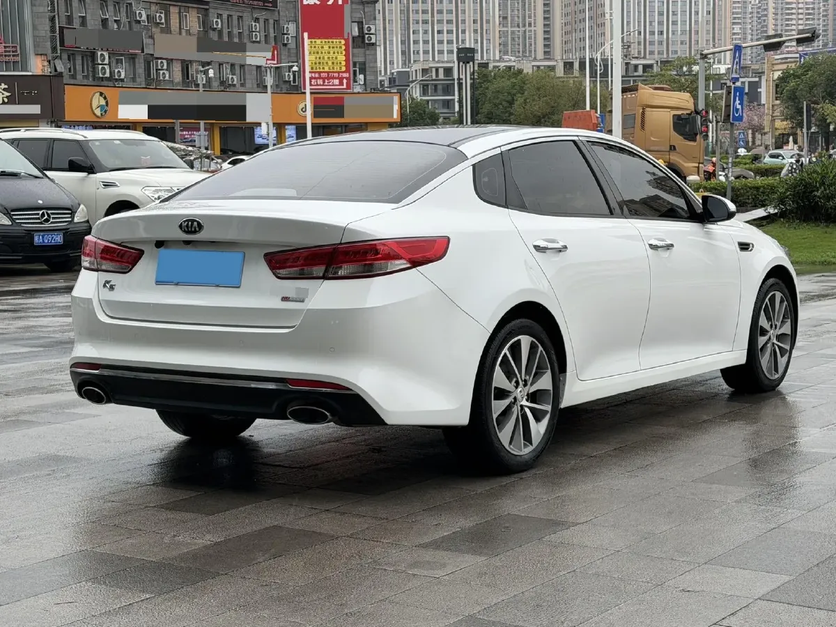 2017 Kia K5 2.0L 161HP L4 6AT,autocango,china used car exporter,china ev exporter,chinese used car exporter,chinese used ev exporter