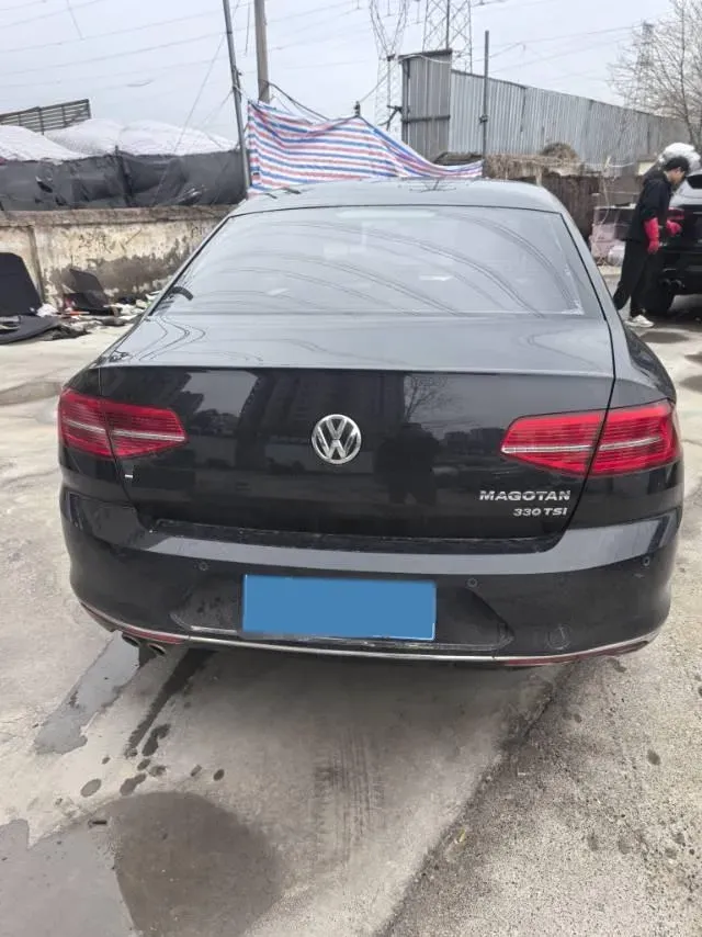 2018 Volkswagen Magotan 1.8T 180HP L4 7DCT,autocango,china used car exporter,china ev exporter,chinese used car exporter,chinese used ev exporter