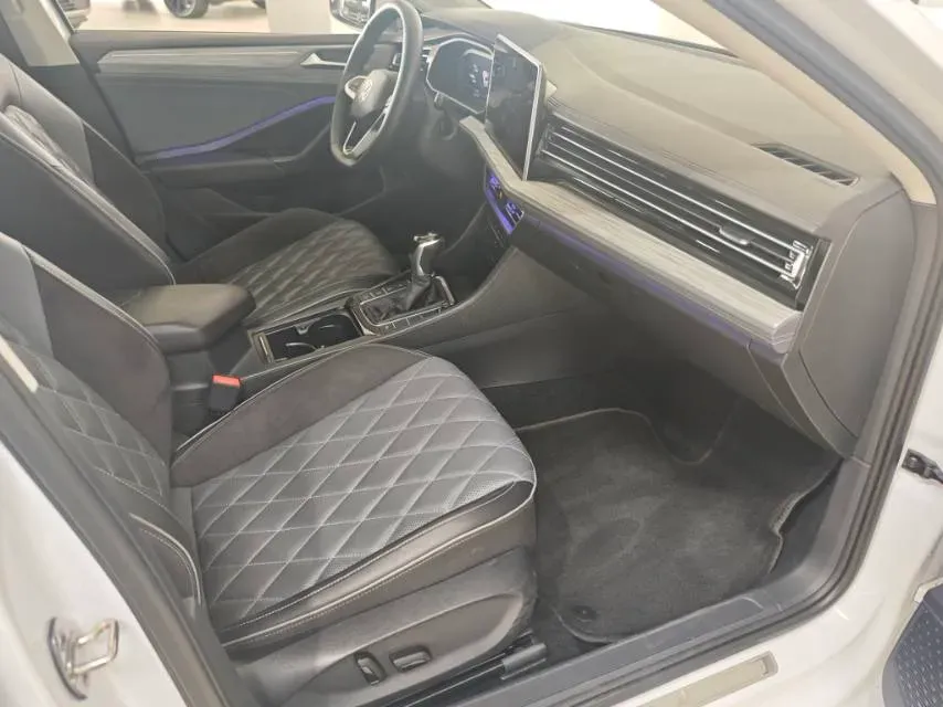 2023 Volkswagen Sagitar 1.5T 160HP L4 7DCT,autocango,china used car exporter,china ev exporter,chinese used car exporter,chinese used ev exporter