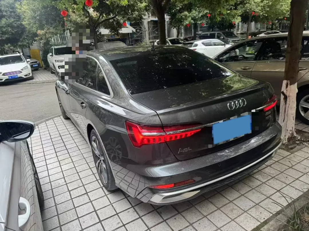2022 Audi A6L 2.0T 190HP L4 7DCT,autocango,china used car exporter,china ev exporter,chinese used car exporter,chinese used ev exporter