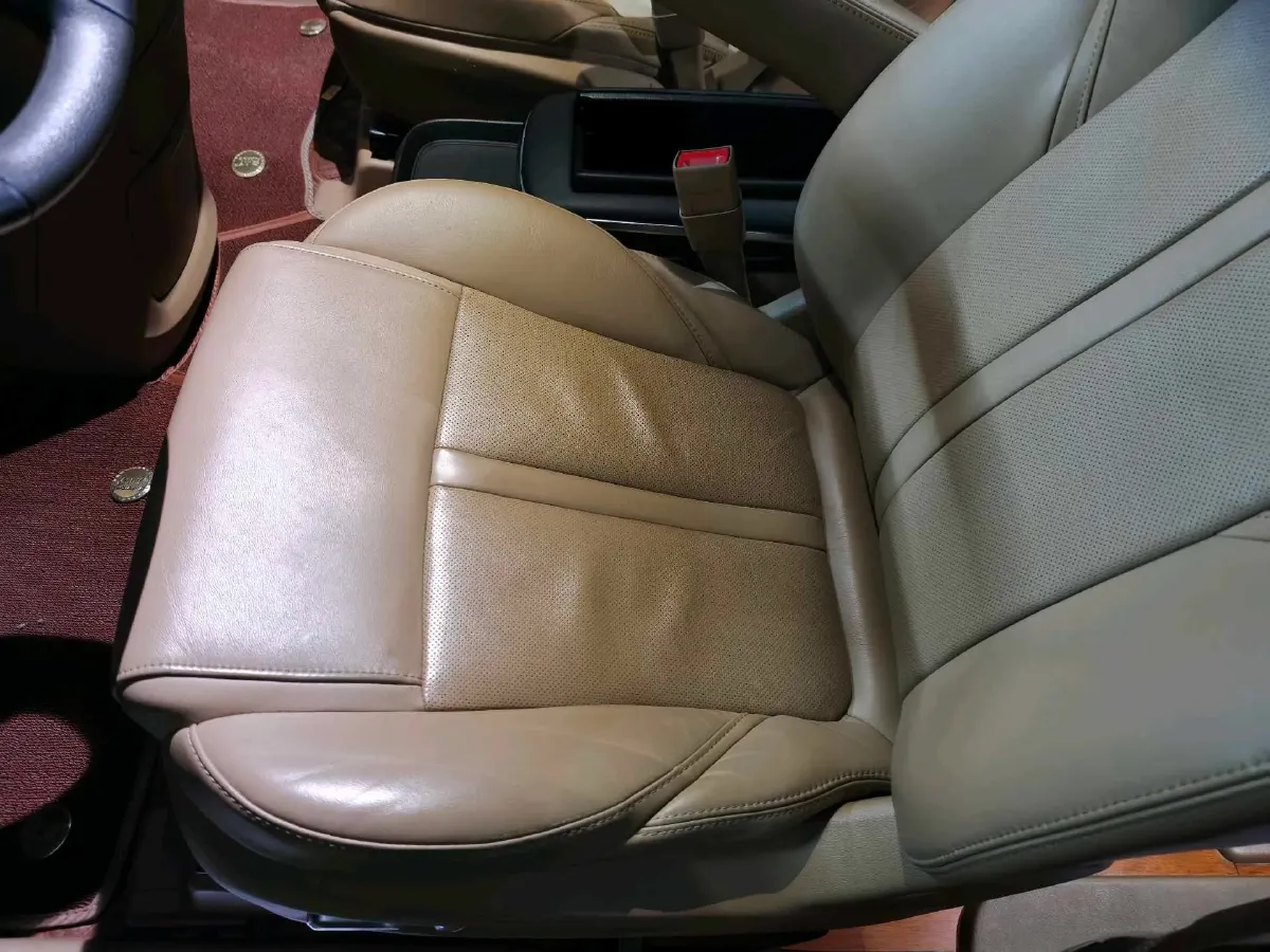 2021 Buick GL8 2.0T 237HP L4 9AT,autocango,china used car exporter,china ev exporter,chinese used car exporter,chinese used ev exporter