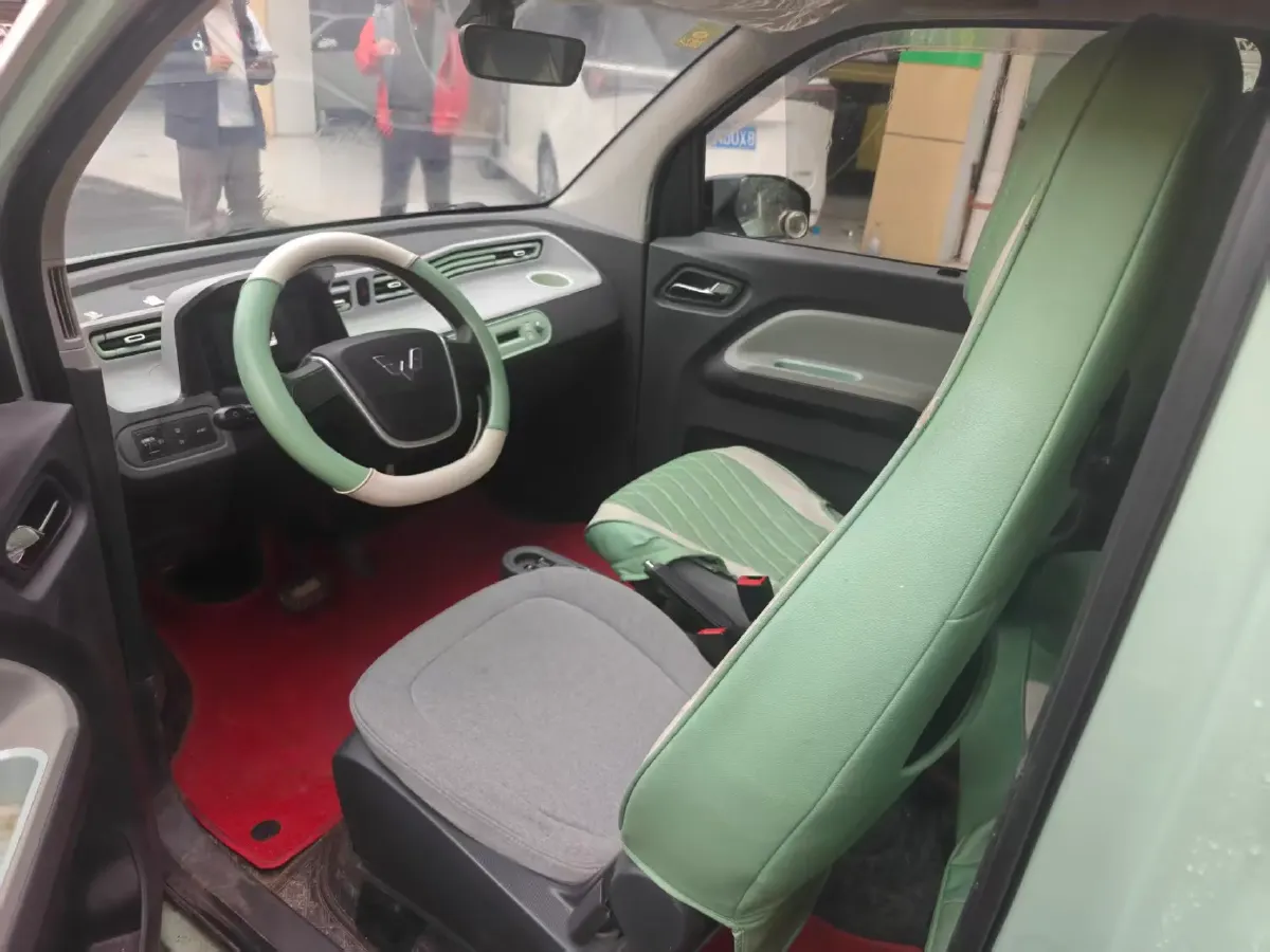 2022 WuLing HongGuang MINI EV BEV 9KWH,autocango,china used car exporter,china ev exporter,chinese used car exporter,chinese used ev exporter