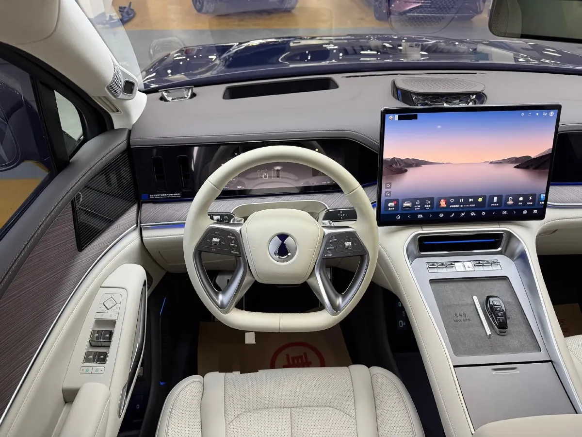 2025 Denza DenzaN9 2.0T 207HP L4 E-CVT PHEV,autocango,china used car exporter,china ev exporter,chinese used car exporter,chinese used ev exporter