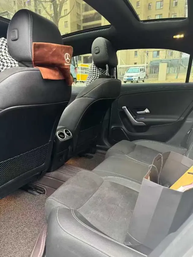 2023 Mercedes-Benz A Class 1.3T 163HP L4 7DCT,autocango,china used car exporter,china ev exporter,chinese used car exporter,chinese used ev exporter