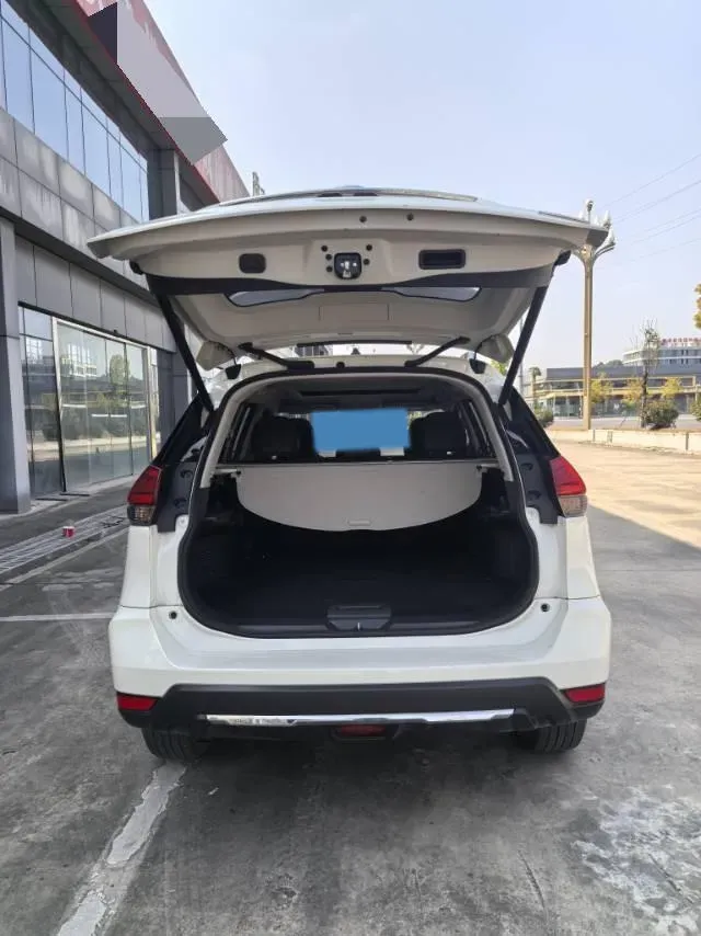 2020 Nissan X-Trail 2.0L 154HP L4 CVT,autocango,china used car exporter,china ev exporter,chinese used car exporter,chinese used ev exporter