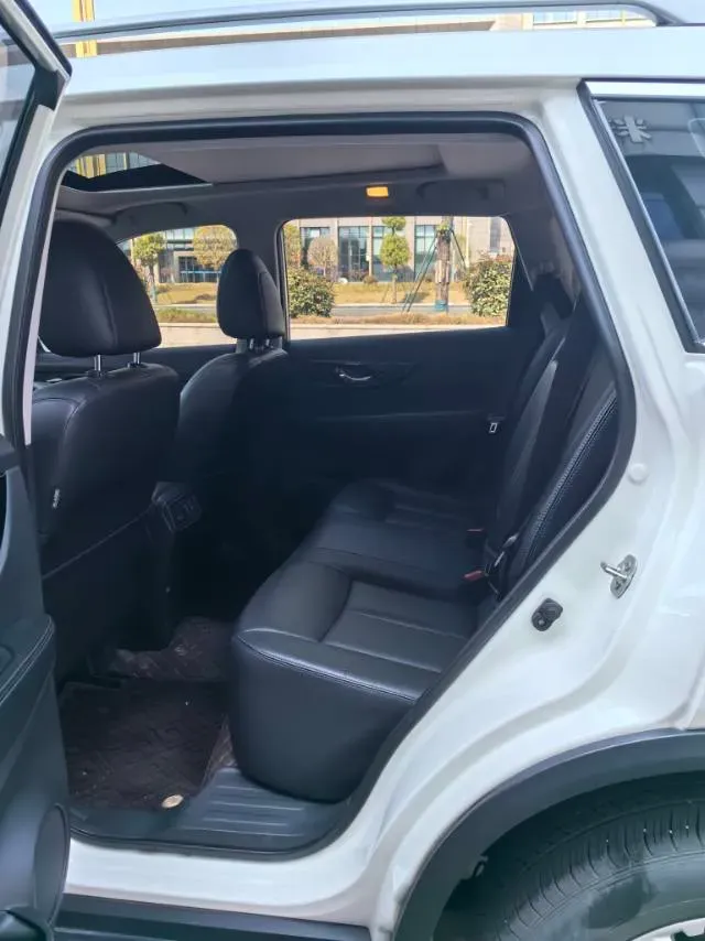 2020 Nissan X-Trail 2.0L 154HP L4 CVT,autocango,china used car exporter,china ev exporter,chinese used car exporter,chinese used ev exporter