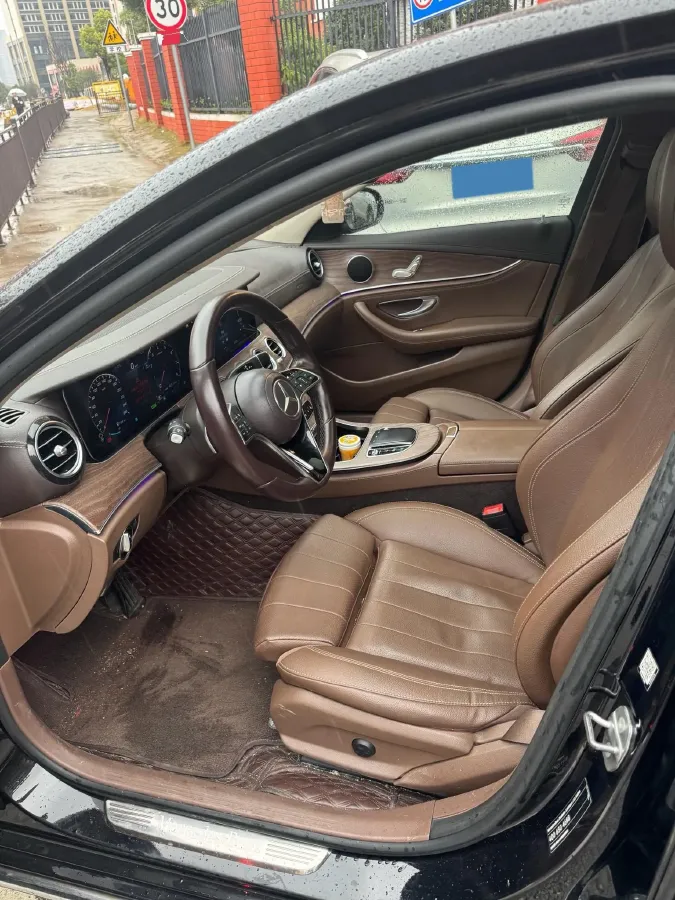 2021 Mercedes-Benz E Class 1.5T 184HP L4 9AT,autocango,china used car exporter,china ev exporter,chinese used car exporter,chinese used ev exporter