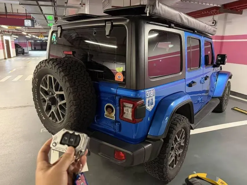 2021 Jeep Wrangler 2.0T 266HP L4 8AT PHEV 17KWH,autocango,china used car exporter,china ev exporter,chinese used car exporter,chinese used ev exporter