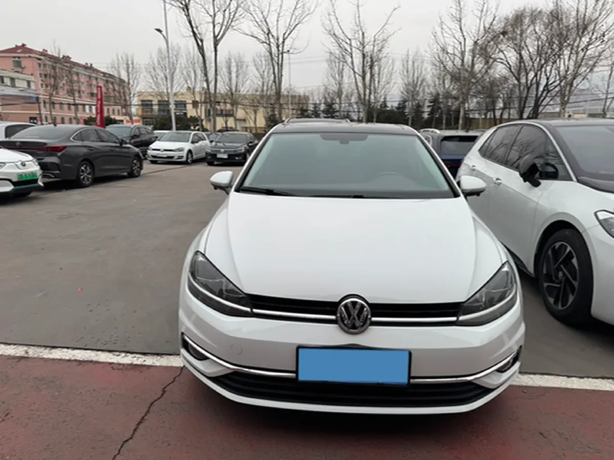 2020 Volkswagen Golf 1.4T 150HP L4 7DCT,autocango,china used car exporter,china ev exporter,chinese used car exporter,chinese used ev exporter
