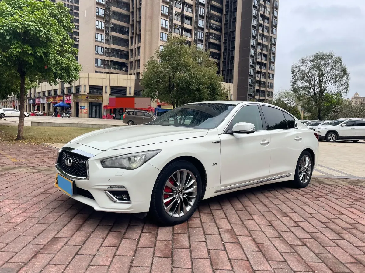 2018 Jeep Grand Commander 2.0T 265HP L4 9AT,autocango,china used car exporter,china ev exporter,chinese used car exporter,chinese used ev exporter