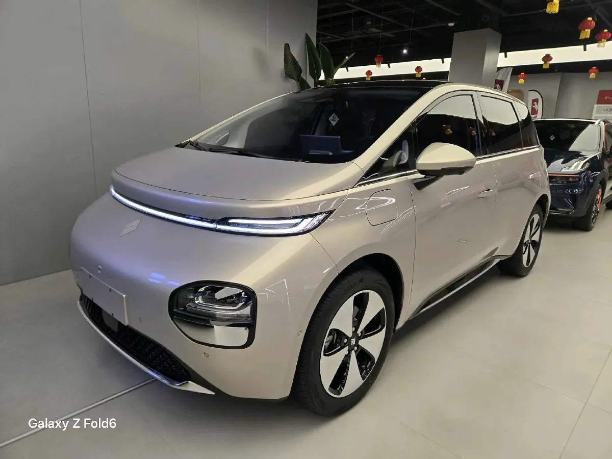 2023 BaoJun Cloud BEV 50.6KWH,autocango,china used car exporter,china ev exporter,chinese used car exporter,chinese used ev exporter