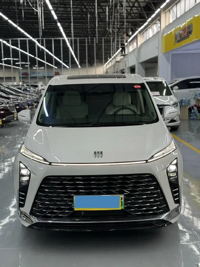 2024 Buick GL8 1.5T 180HP L4 2DHT PHEV 24.4KWH,autocango,china used car exporter,china ev exporter,chinese used car exporter,chinese used ev exporter