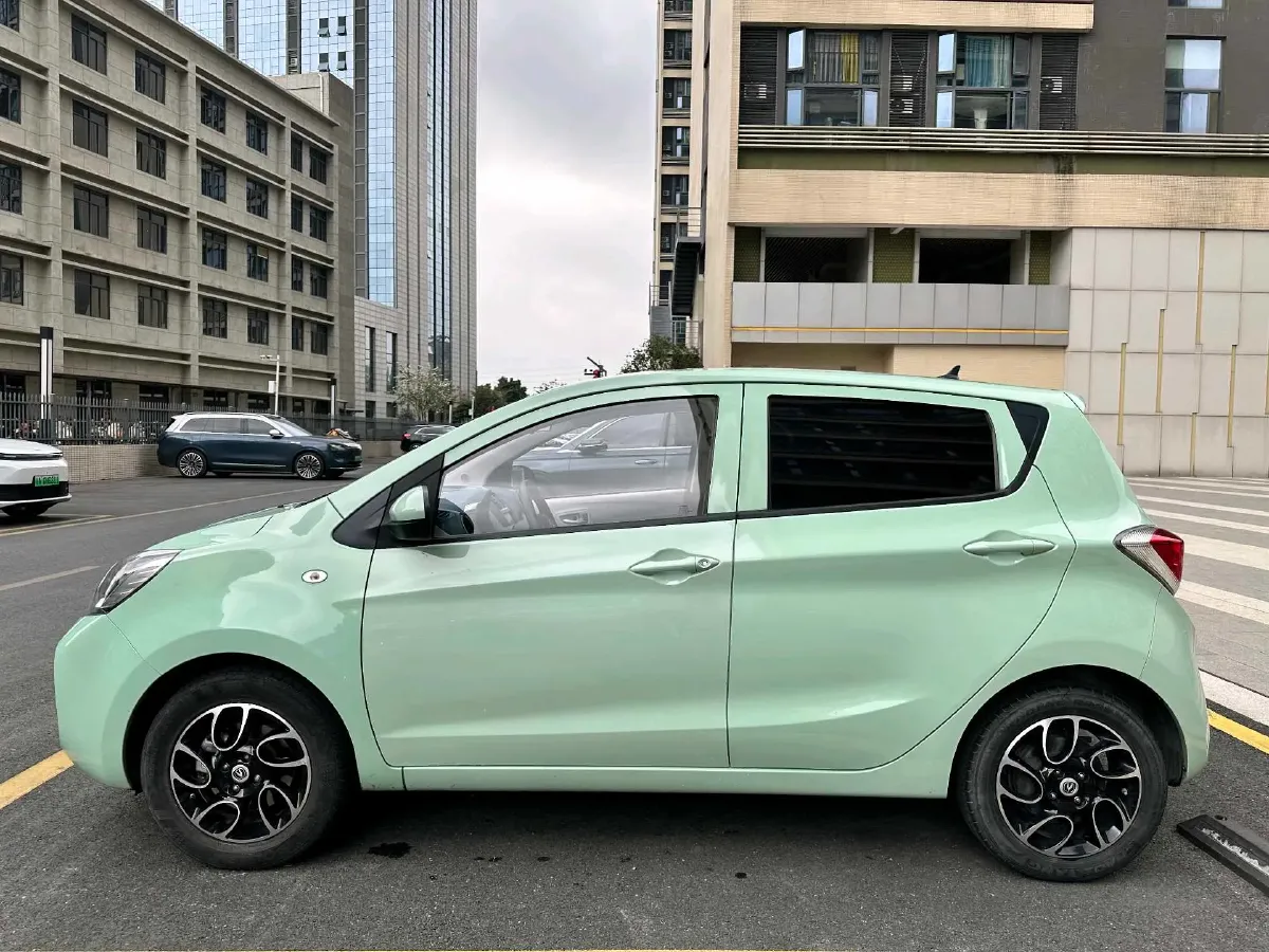 2022 ChangAn BenBen E-Star BEV 32.2KWH,autocango,china used car exporter,china ev exporter,chinese used car exporter,chinese used ev exporter