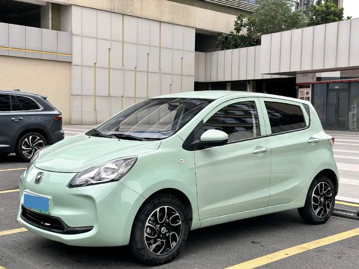 2022 ChangAn BenBen E-Star BEV 32.2KWH,autocango,china used car exporter,china ev exporter,chinese used car exporter,chinese used ev exporter