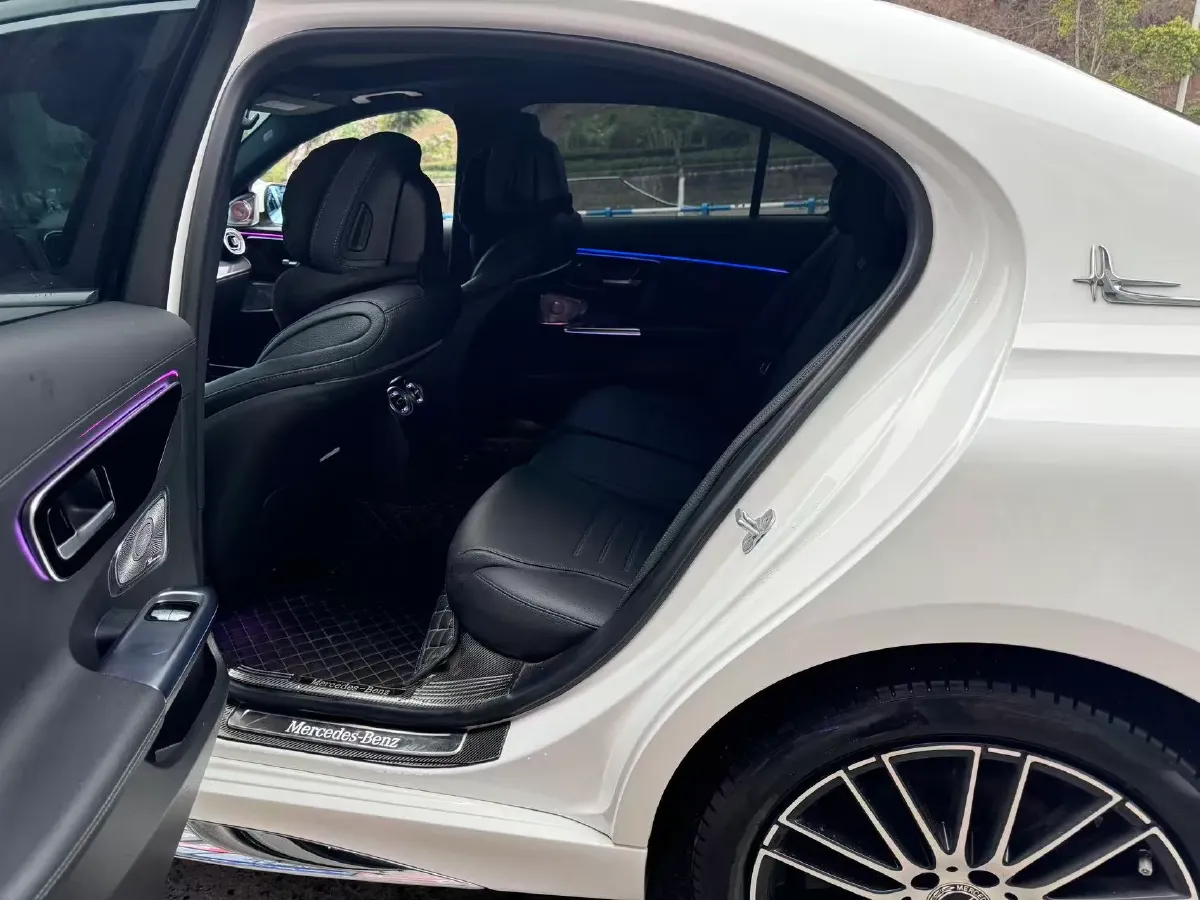 2024 Mercedes-Benz C Class 1.5T 204HP L4 9AT,autocango,china used car exporter,china ev exporter,chinese used car exporter,chinese used ev exporter