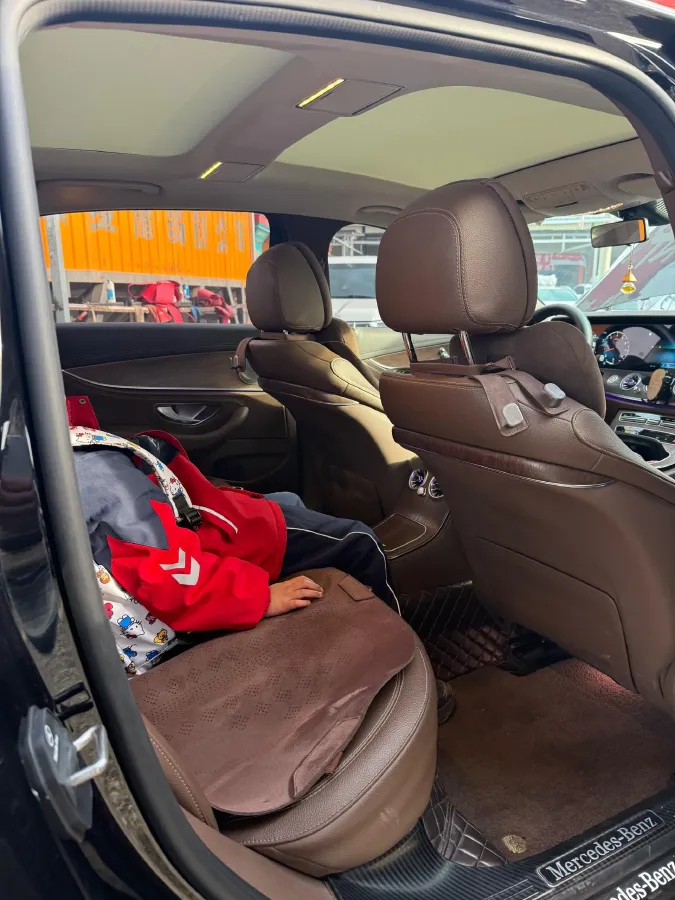 2023 Mercedes-Benz E Class 2.0T 197HP L4 9AT,autocango,china used car exporter,china ev exporter,chinese used car exporter,chinese used ev exporter