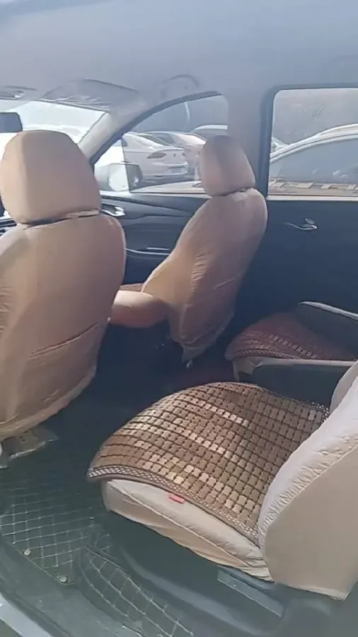 2019 WuLing HongGuang S3 1.5L 99HP L4 6MT,autocango,china used car exporter,china ev exporter,chinese used car exporter,chinese used ev exporter